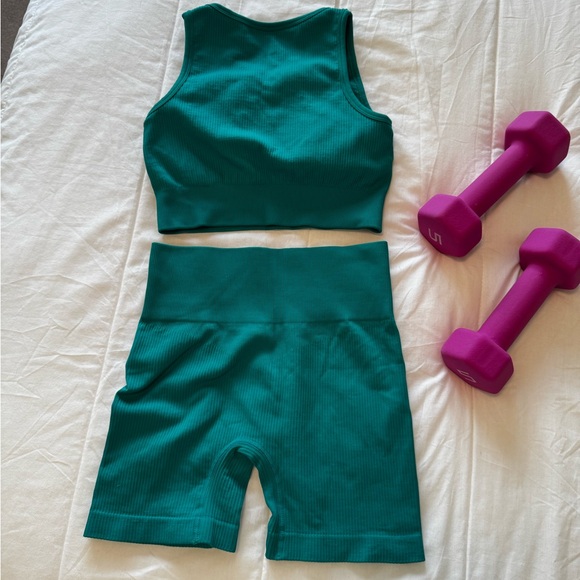 Teal Ribbed Workout Set - Picture 2 of 4